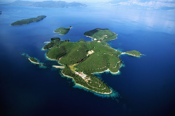 Top 14 Islands Owned By Celebrities